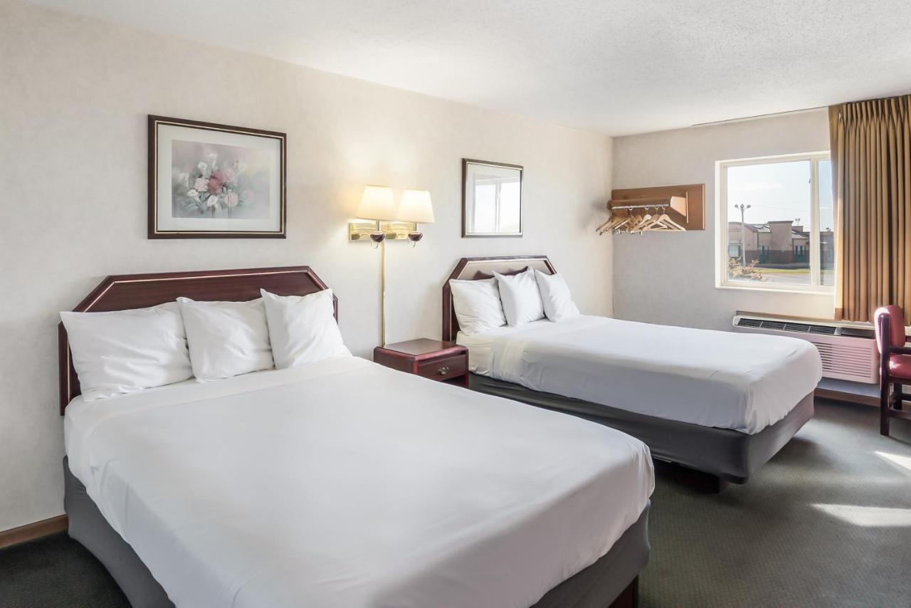 Americas Best Value Inn-Wenona Exterior photo
