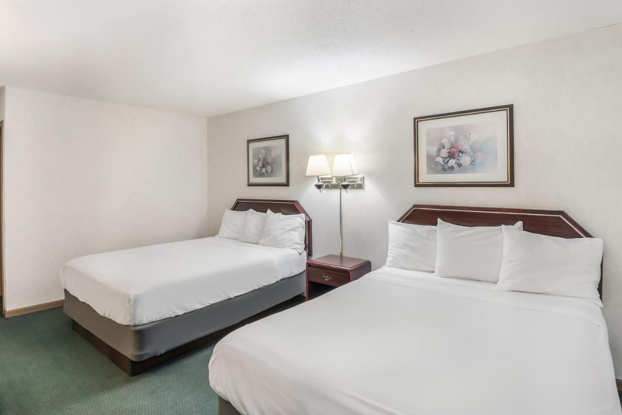 Americas Best Value Inn-Wenona Exterior photo