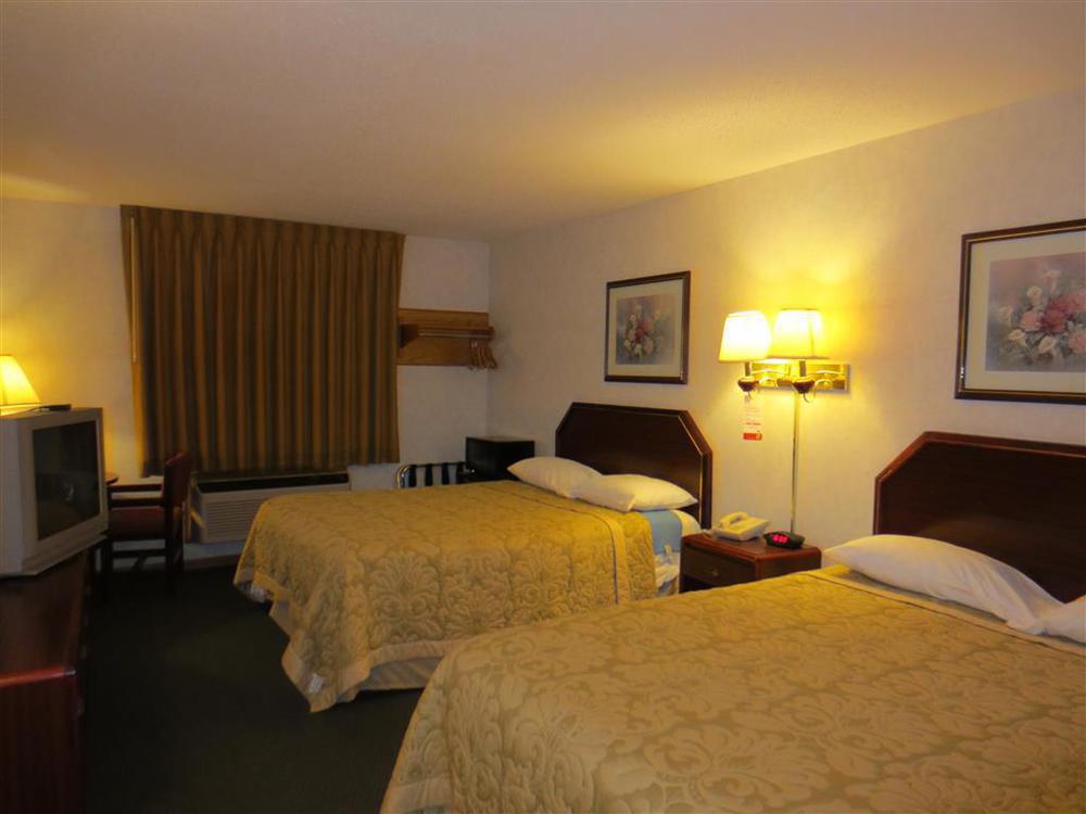 Americas Best Value Inn-Wenona Room photo