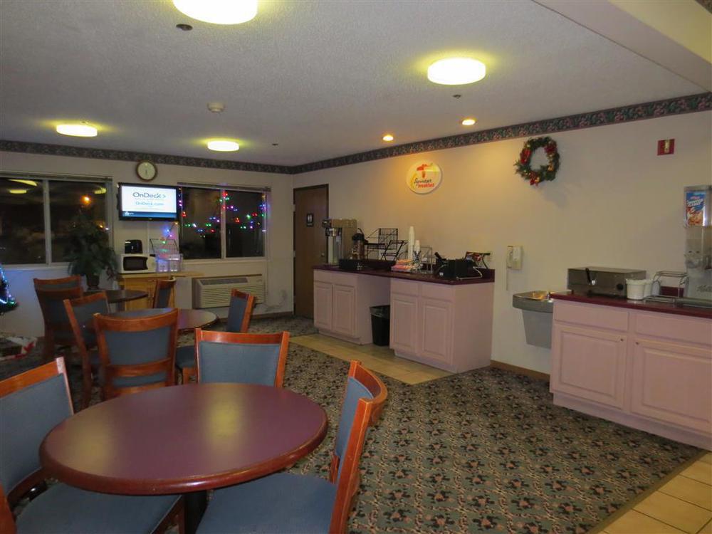 Americas Best Value Inn-Wenona Restaurant photo